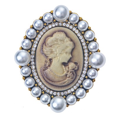 Brož medailon Lady with pearls - Kliknutím zobrazíte detail obrázku.